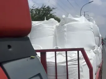 吨包装车（叉车视角）